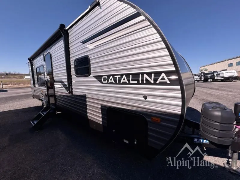 2026 Coachmen Catalina Trail Blazer 26TH - Photo 3