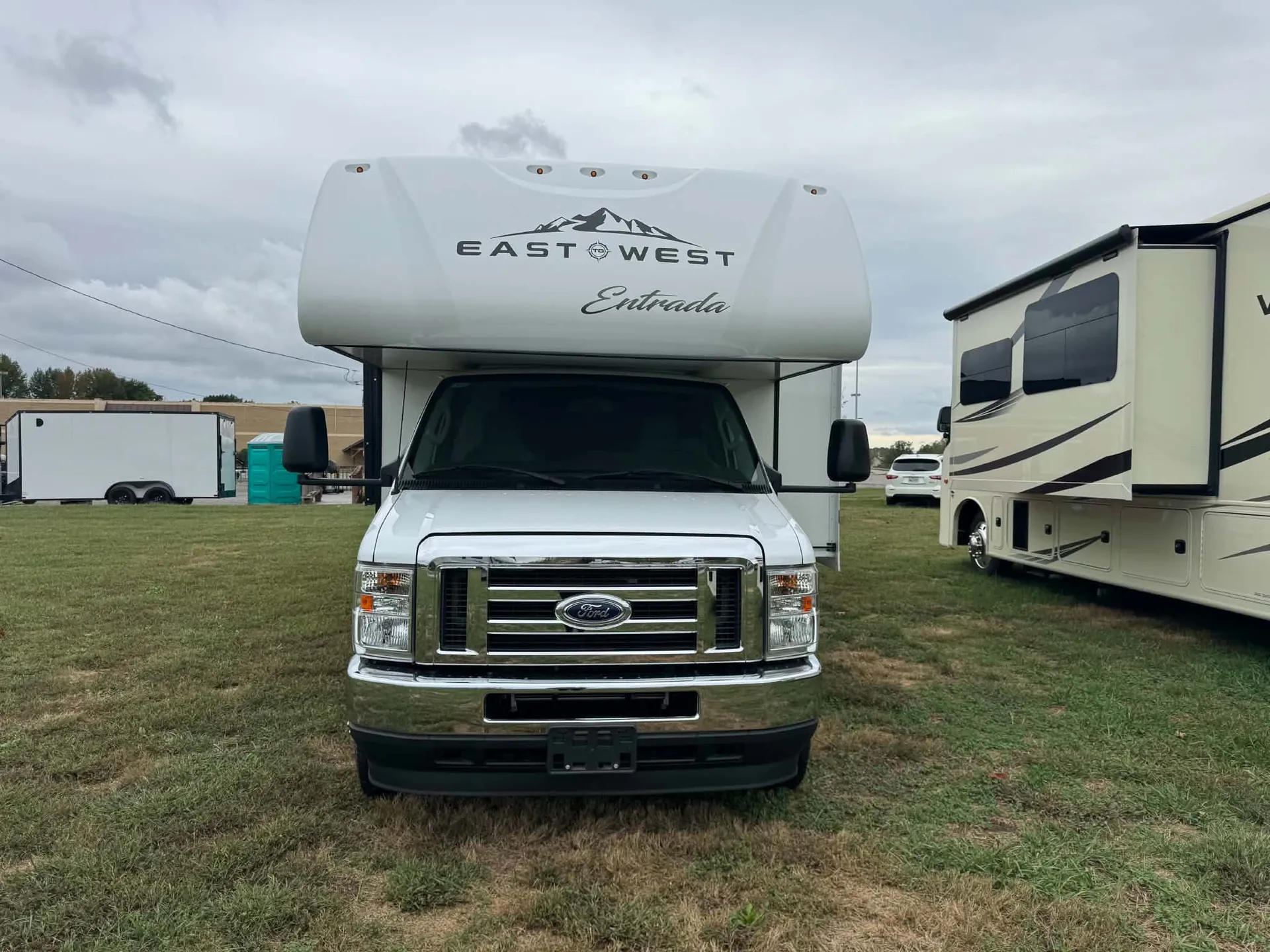 2023 East to West Entrada 2600DS - Photo 4