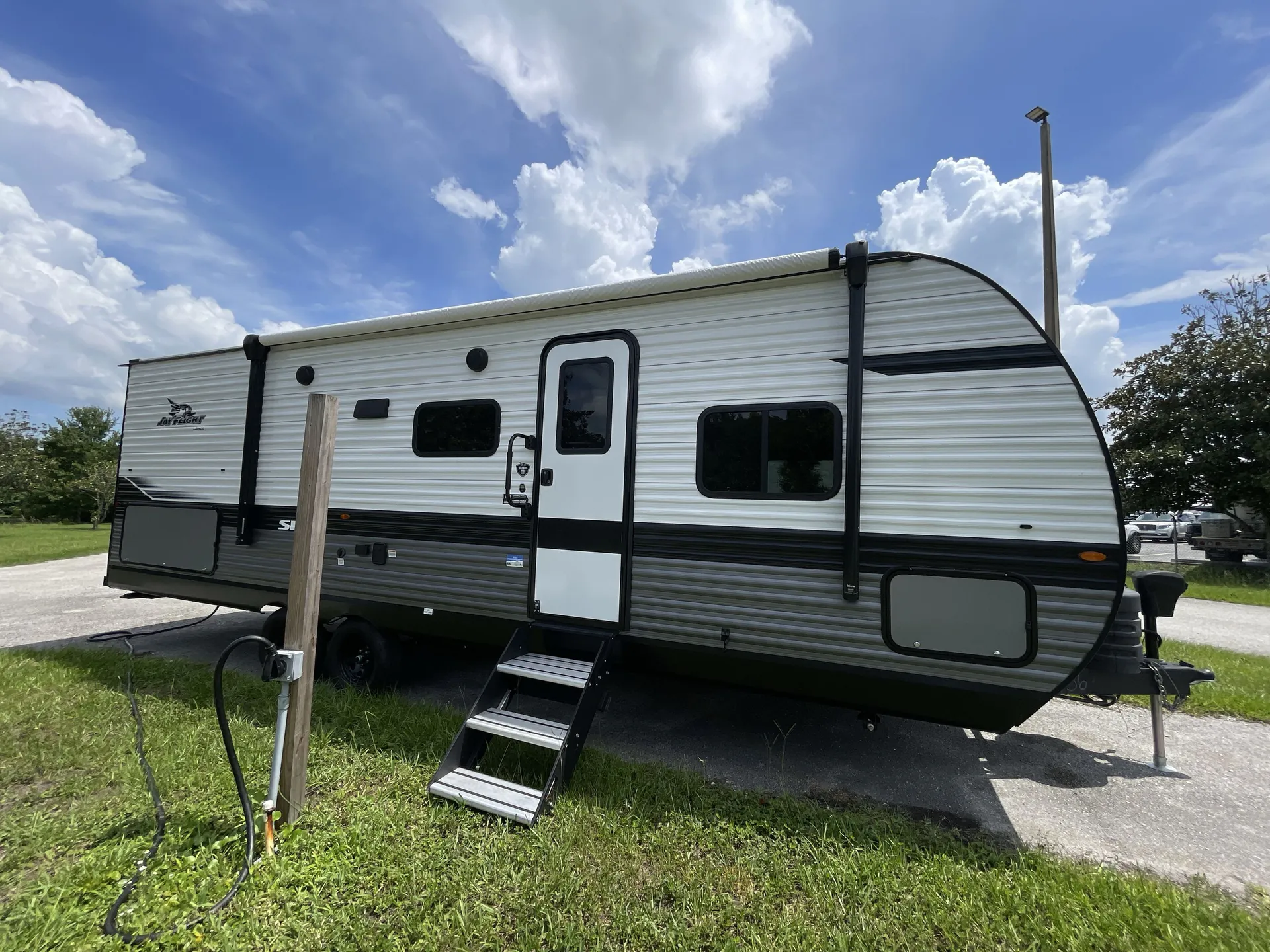 2024 Jayco Jay Flight SLX 261BHS - Photo 2