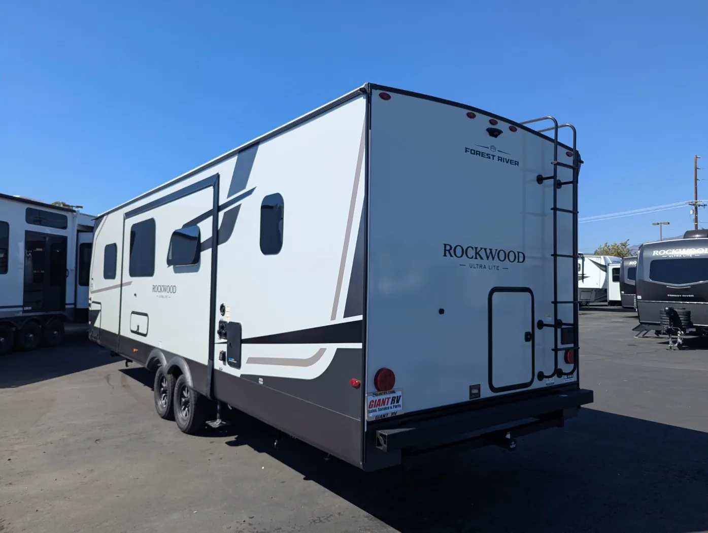 2027 Forest River Rockwood Ultra Lite 2706BH — Photo 6