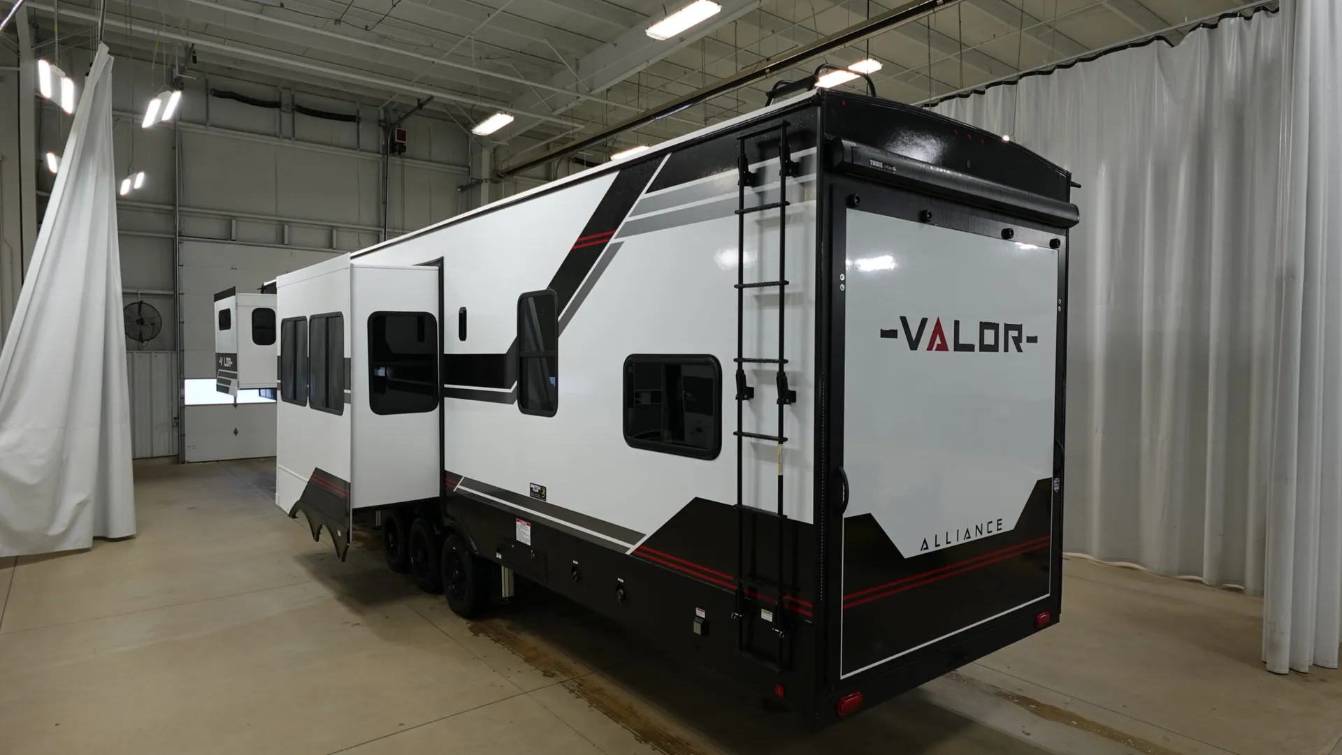 2026 Alliance RV Valor 44V14 - Photo 4
