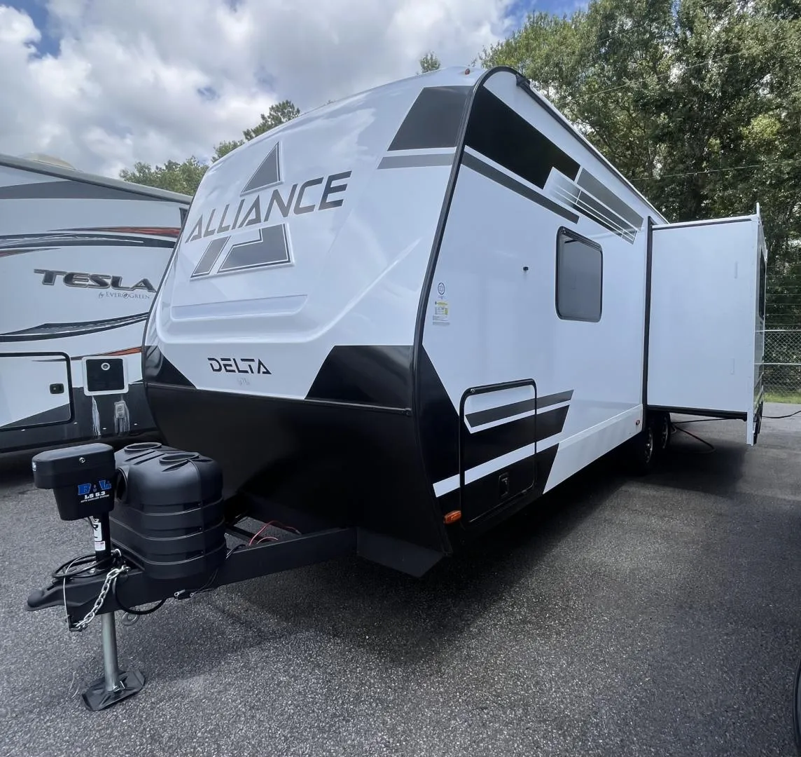 2026 Alliance RV Delta 252RL - Photo 4