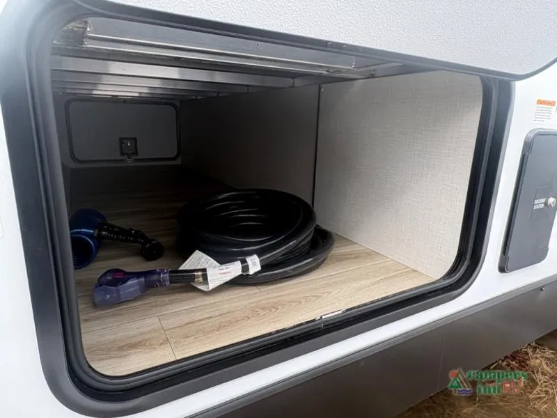 2026 Venture RV Campbound Platinum 261CRB - Photo 4
