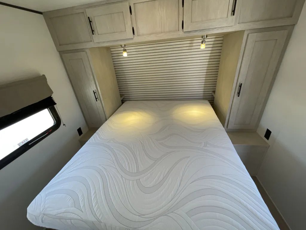 2025 Shasta Shasta I-5 532BEDS, Photos photo 16
