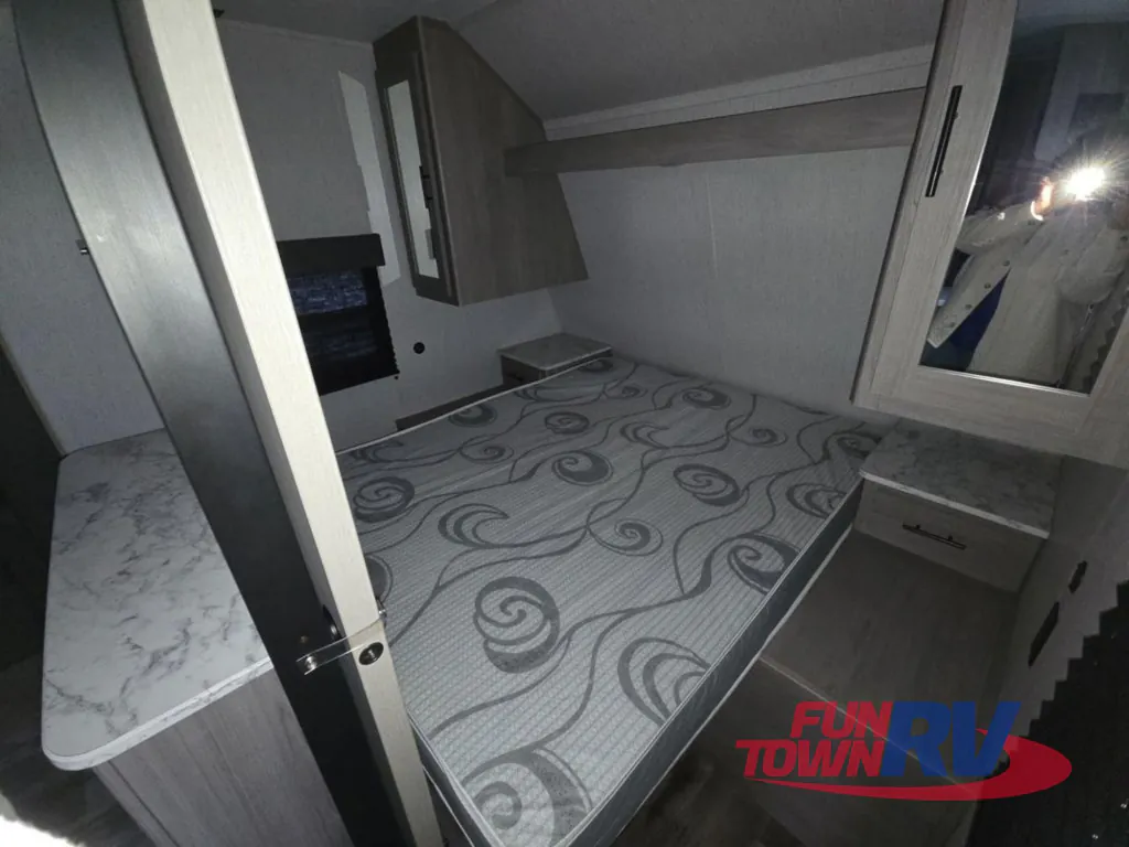 2021 Dutchmen Coleman Lantern 263BH, Photos photo 19