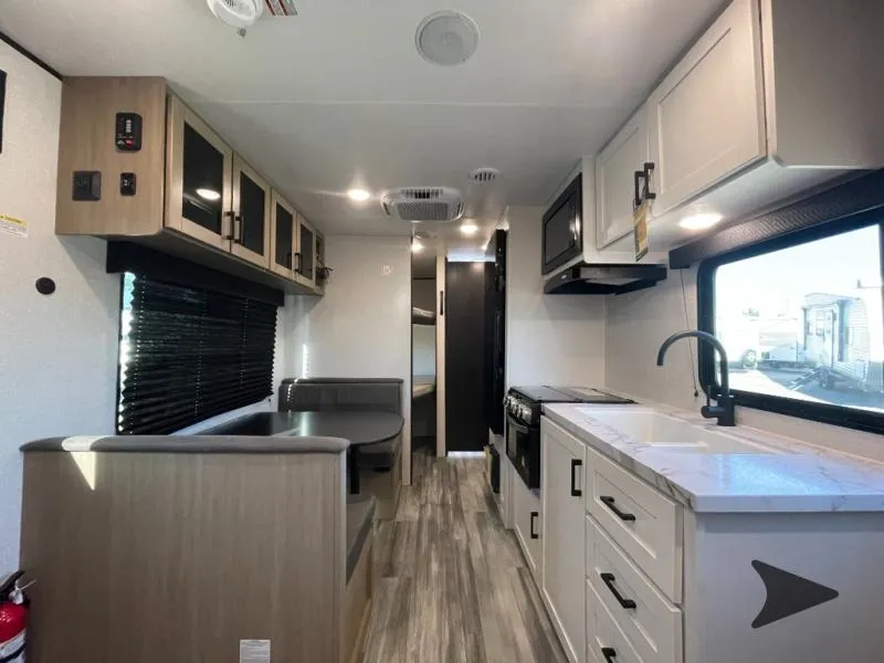 2026 Jayco Jay Flight SLX 211MBW - Photo 3