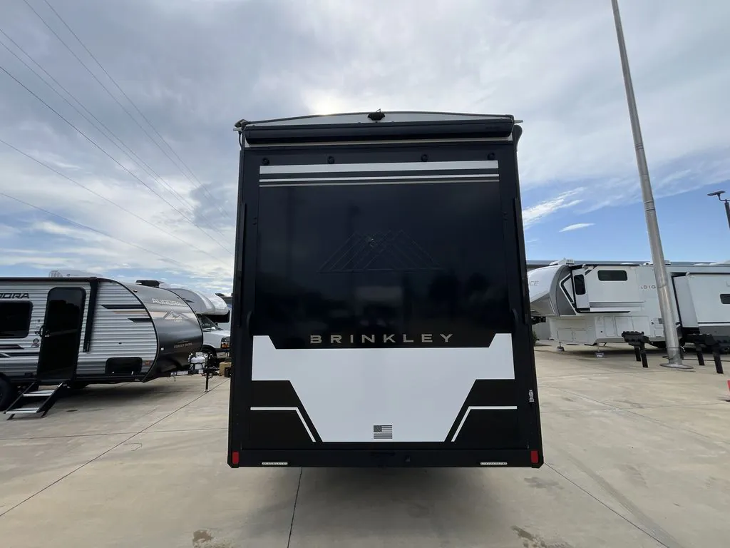 2027 Brinkley Model G 4170, Photos photo 6