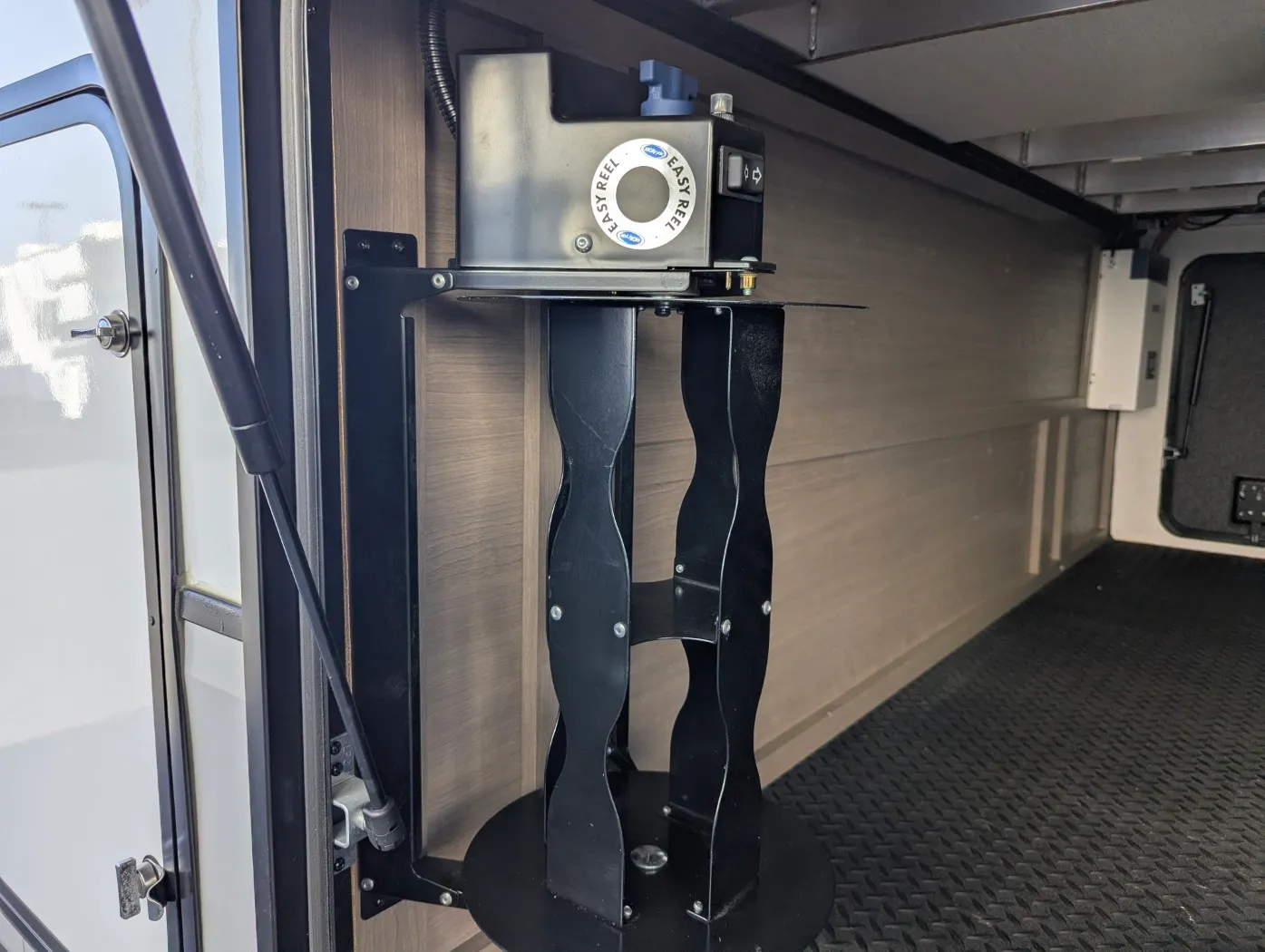 2024 KZ RV Durango Gold G360REQ - Photo 4