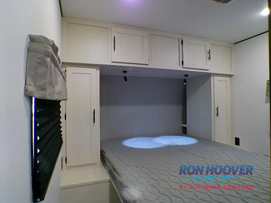 2027 Shasta RVs i-5 Edition 532BEDS, Photos photo 69