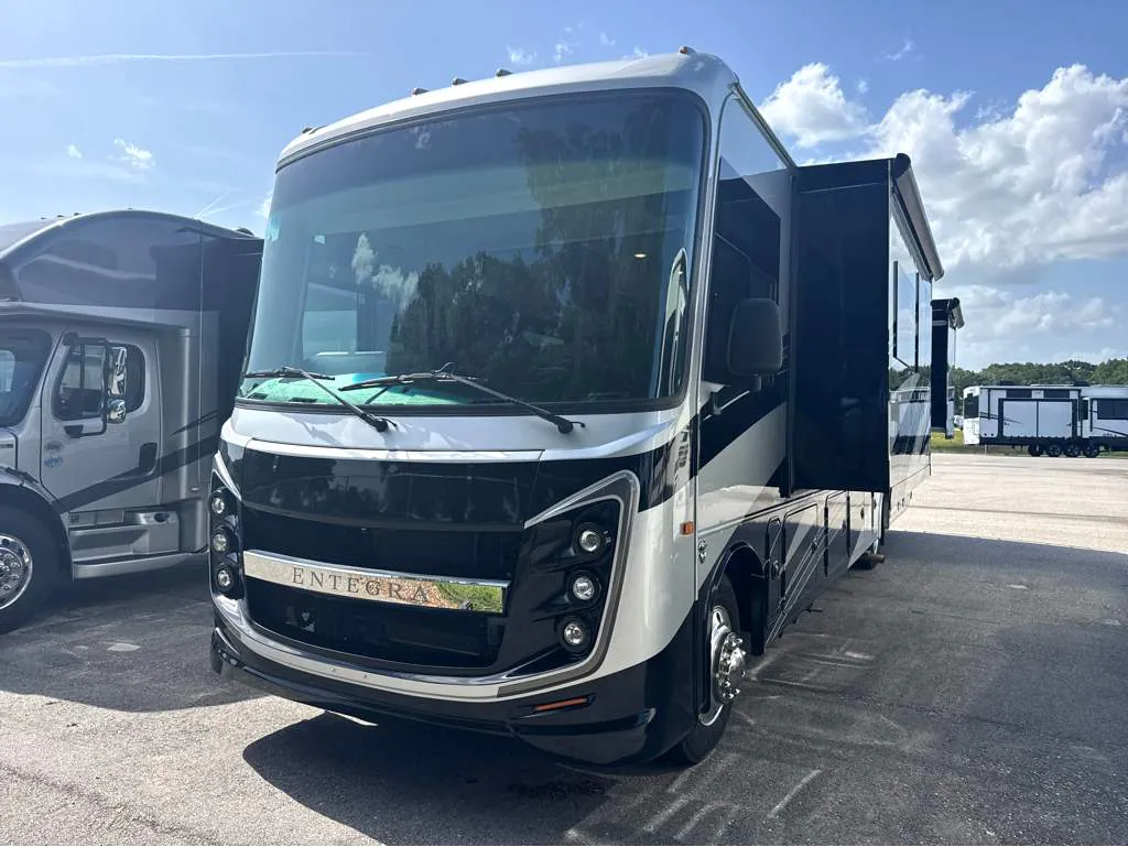 2024 Entegra Coach Vision XL 36A - Photo 4