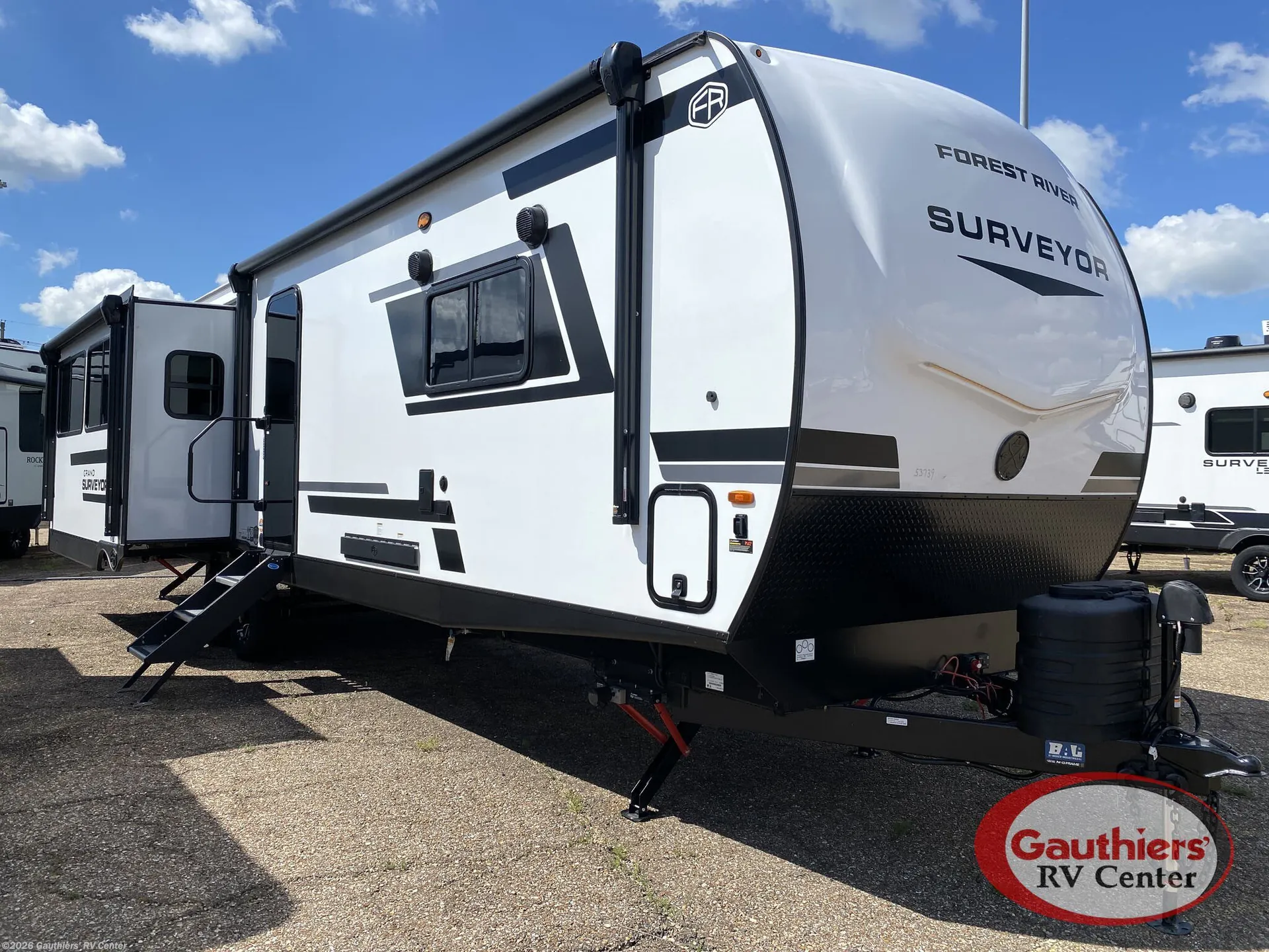 2027 Forest River Grand Surveyor 305RLBS