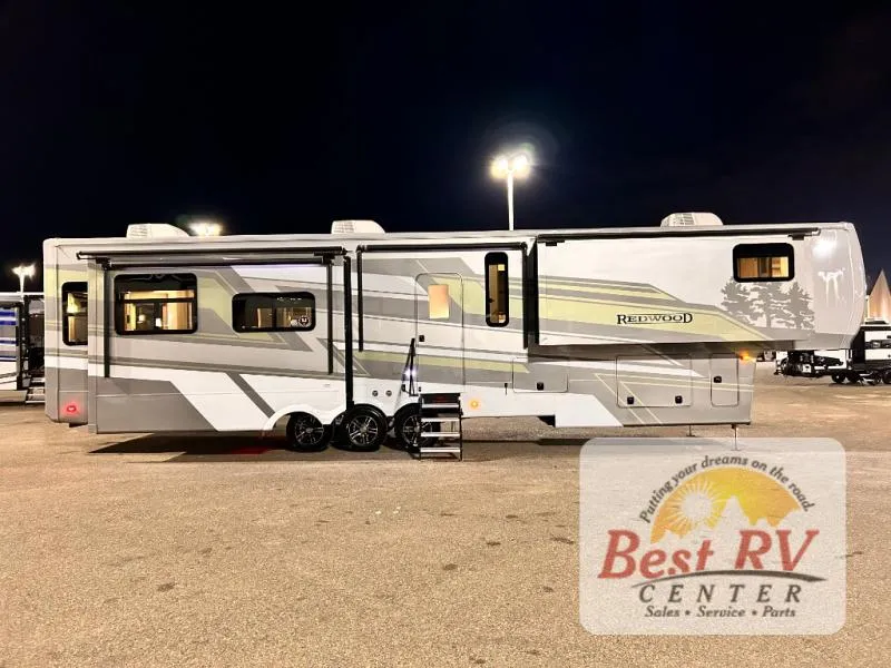 2026 Redwood RV Redwood 412GK - Photo 2