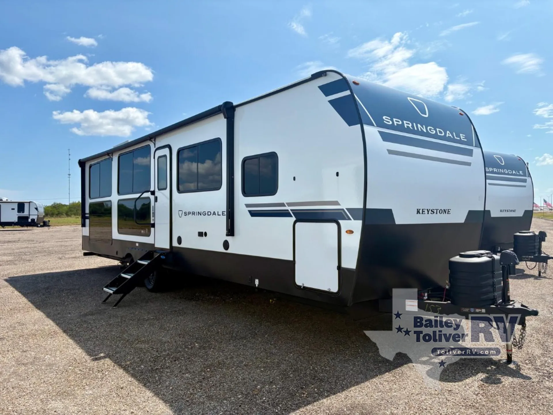 2027 Keystone Springdale Max 31SUNROOM dealer photo 1 from Toliver RV