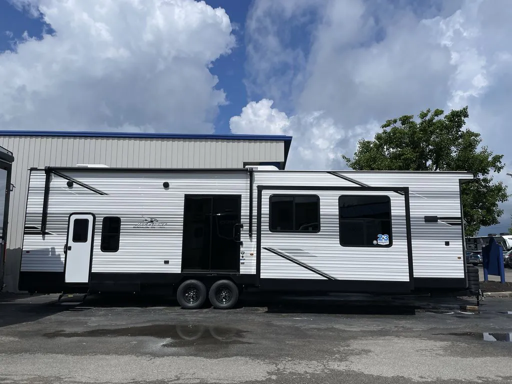 2026 Jayco Jay Flight Bungalow 404LOFT DS, Photos photo 2