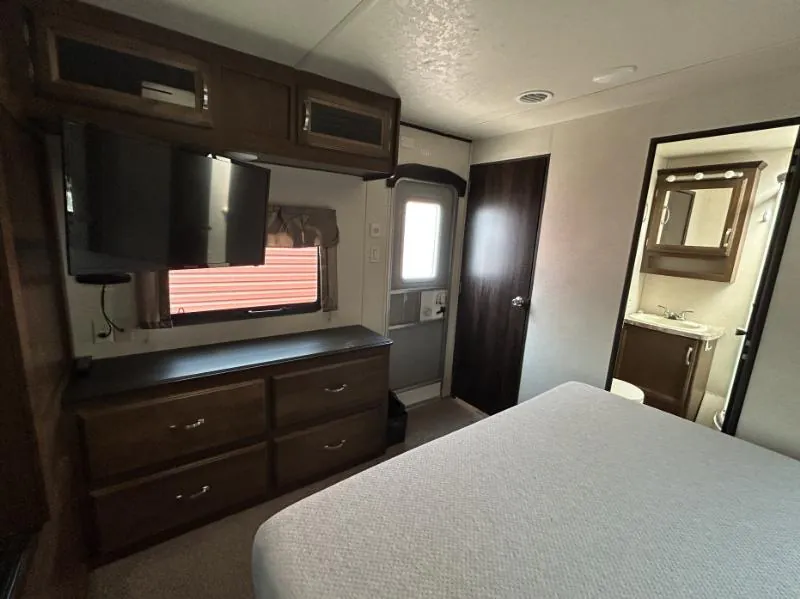 2018 Forest River Salem Villa 426-2B, Photos photo 21