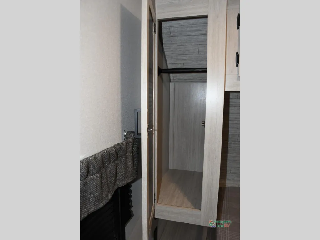2025 Coachmen Catalina Legacy Edition 243RBS, Photos photo 18