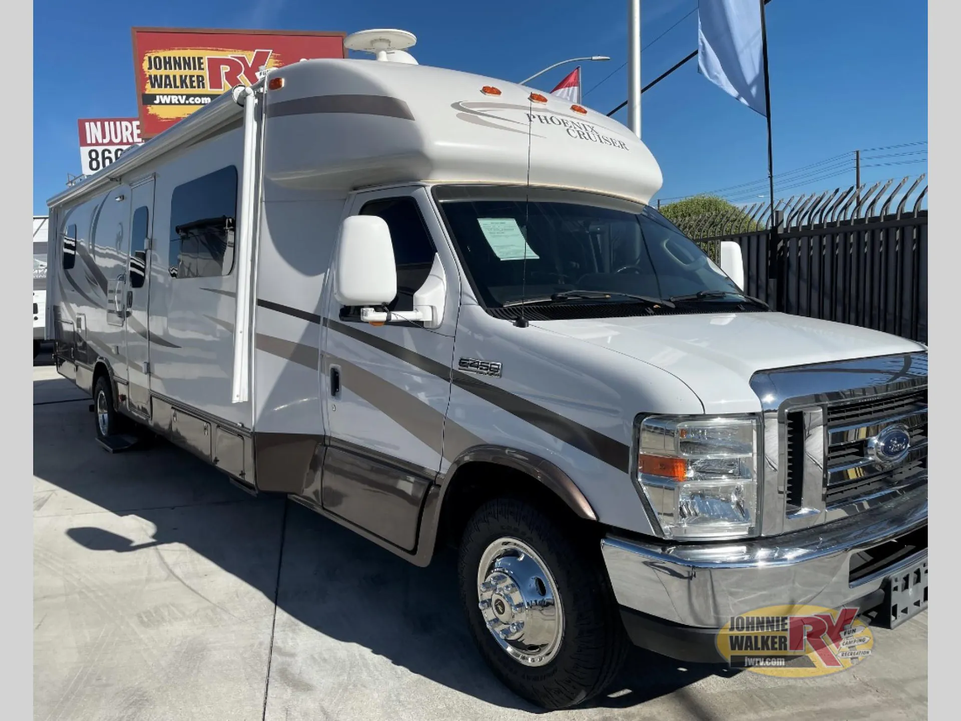 2017 Phoenix Cruiser 2910D - Photo 2
