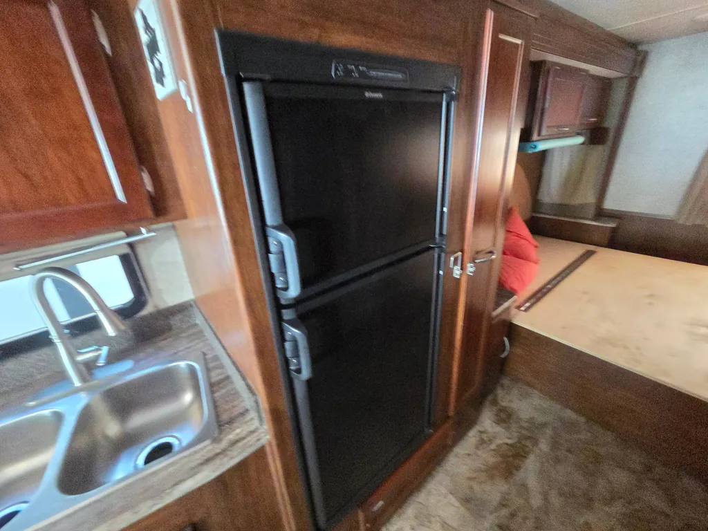 2017 Coachmen Pursuit 27KB, Photos photo 27