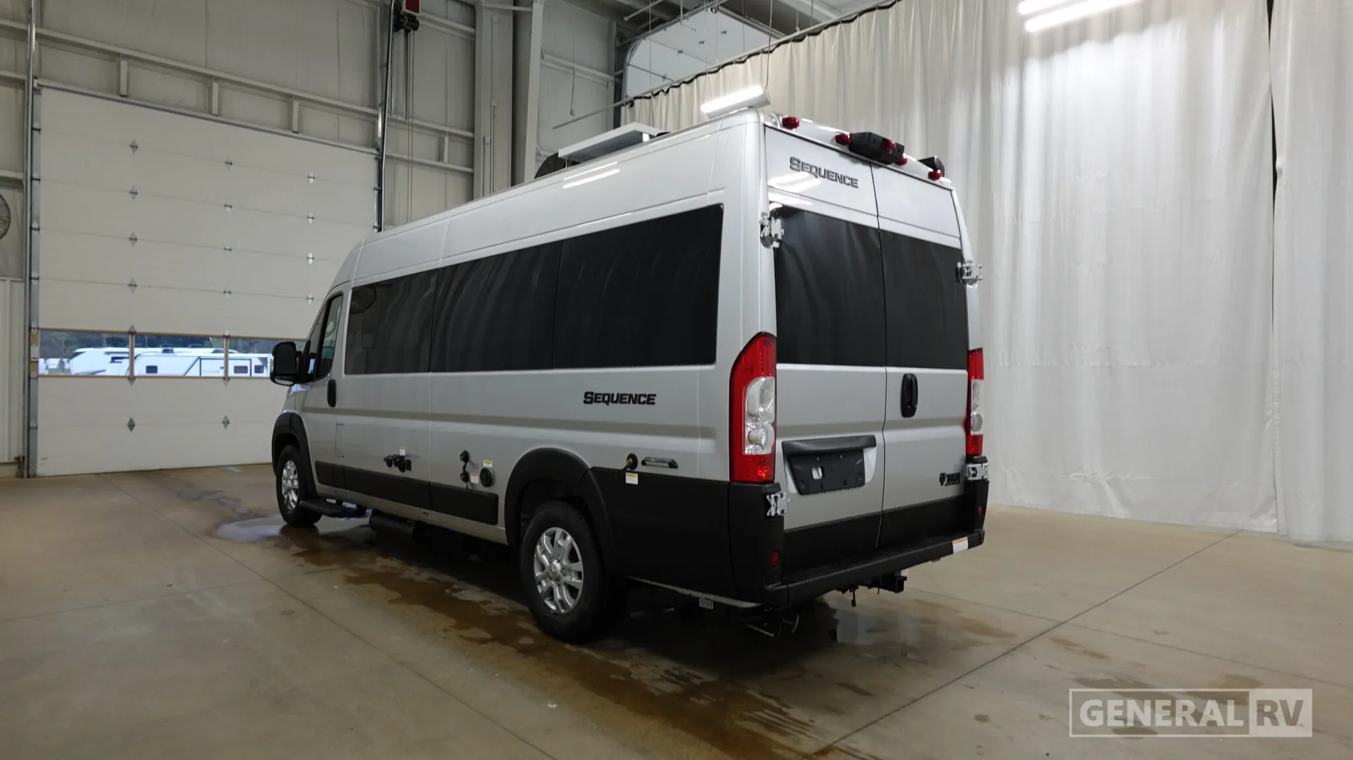 2027 Thor Motor Coach Sequence 20L - Photo 4