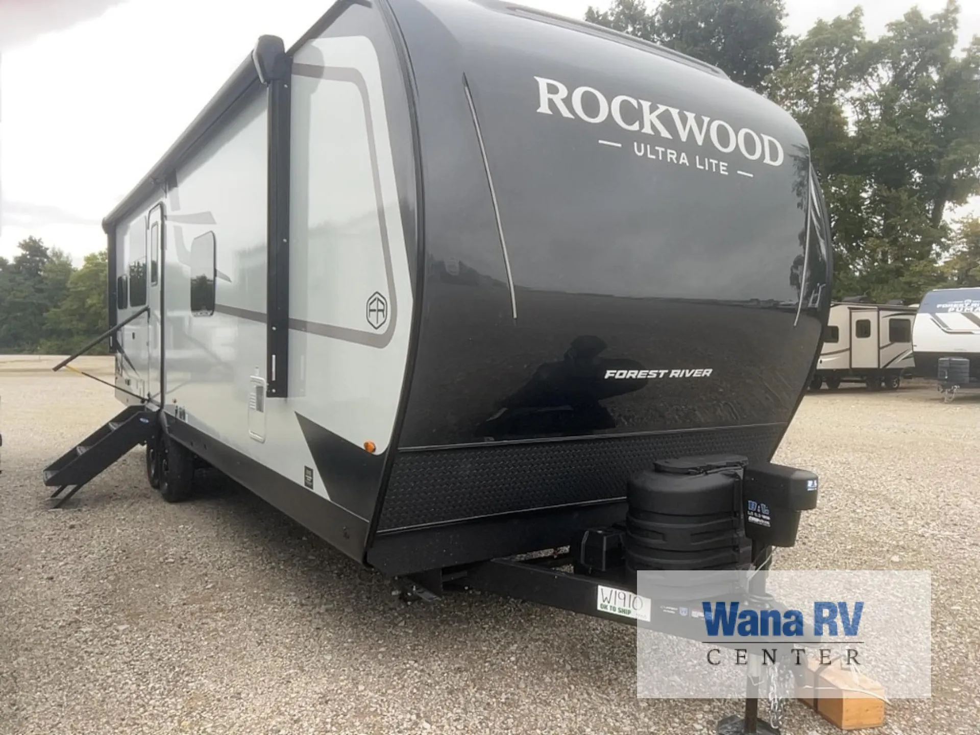 2027 Forest River RV Rockwood Ultra Lite 2711RK - Photo 2