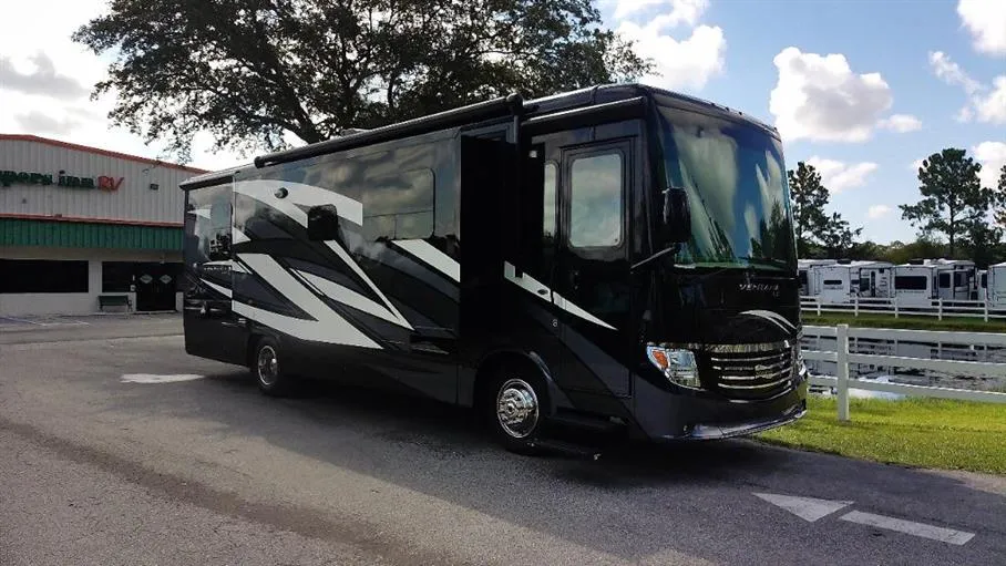 2018 Newmar Ventana 3412 - Photo 2
