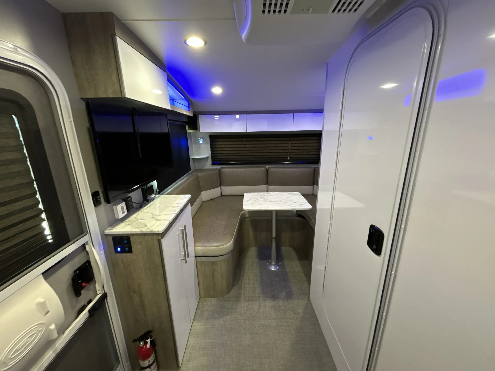 2022 inTech Sol Eclipse Rover — living area main