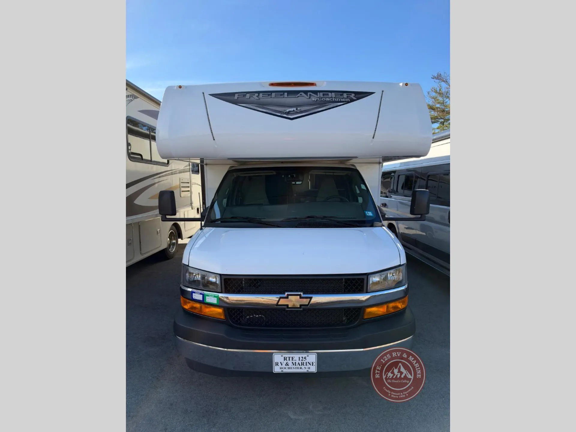 2024 Coachmen Freelander 27QB Chevy 3500 - Photo 4