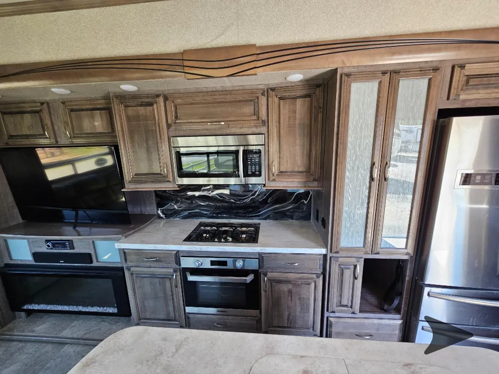 2020 Forest River Cedar Creek Champagne Edition 38EL, Photos photo 26