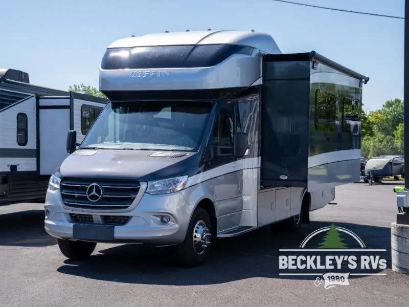 2020 Tiffin Wayfarer 25 RW - Photo 4