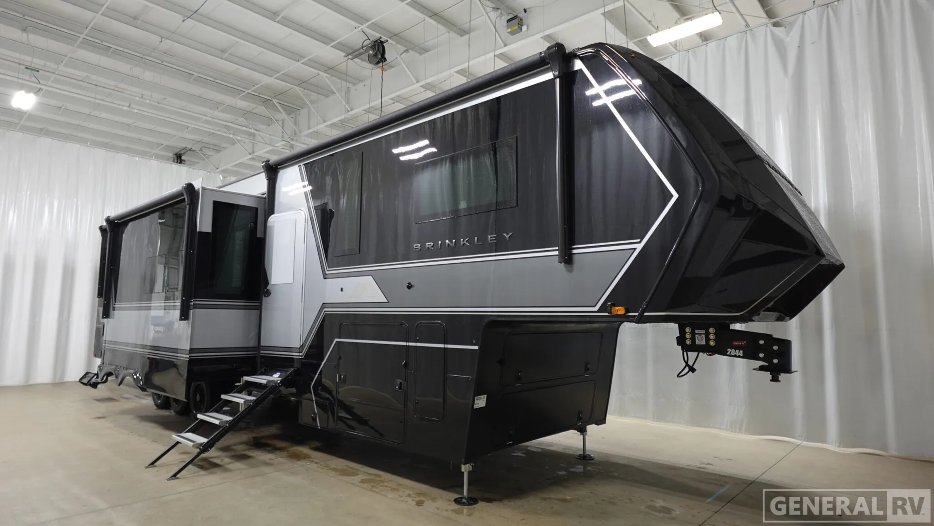 2026 Brinkley Model G 3950 - Photo 2