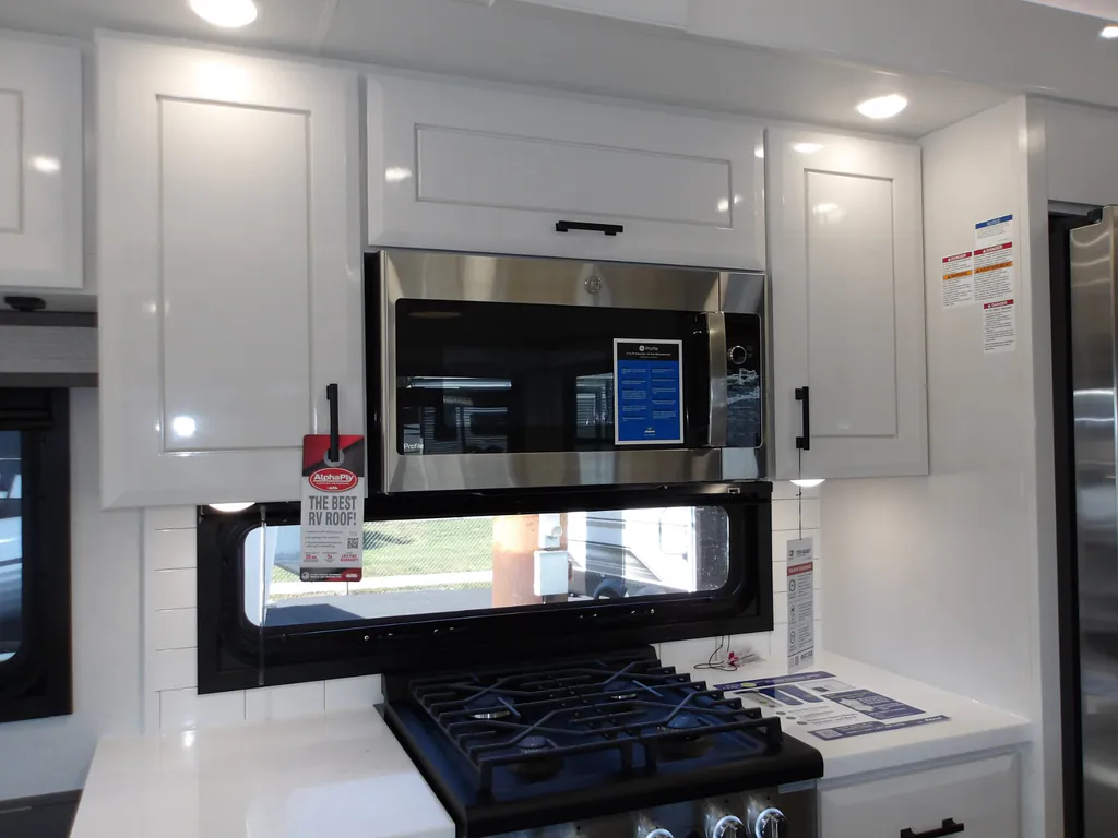 2027 Jayco Pinnacle 32RLTS, Photos photo 22