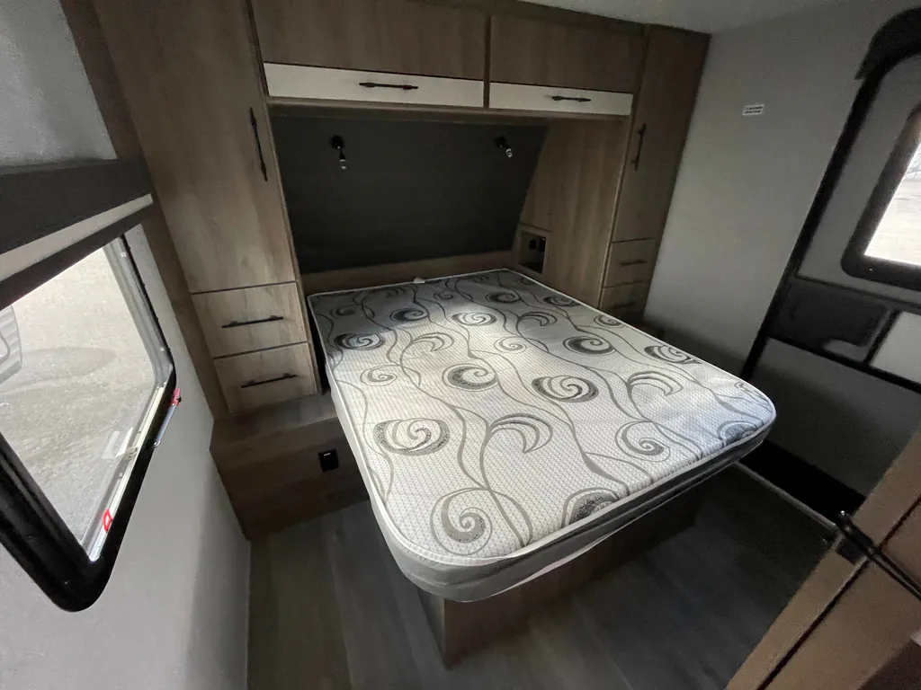 2025 Grand Design Imagine XLS 25DBE, Photos photo 7