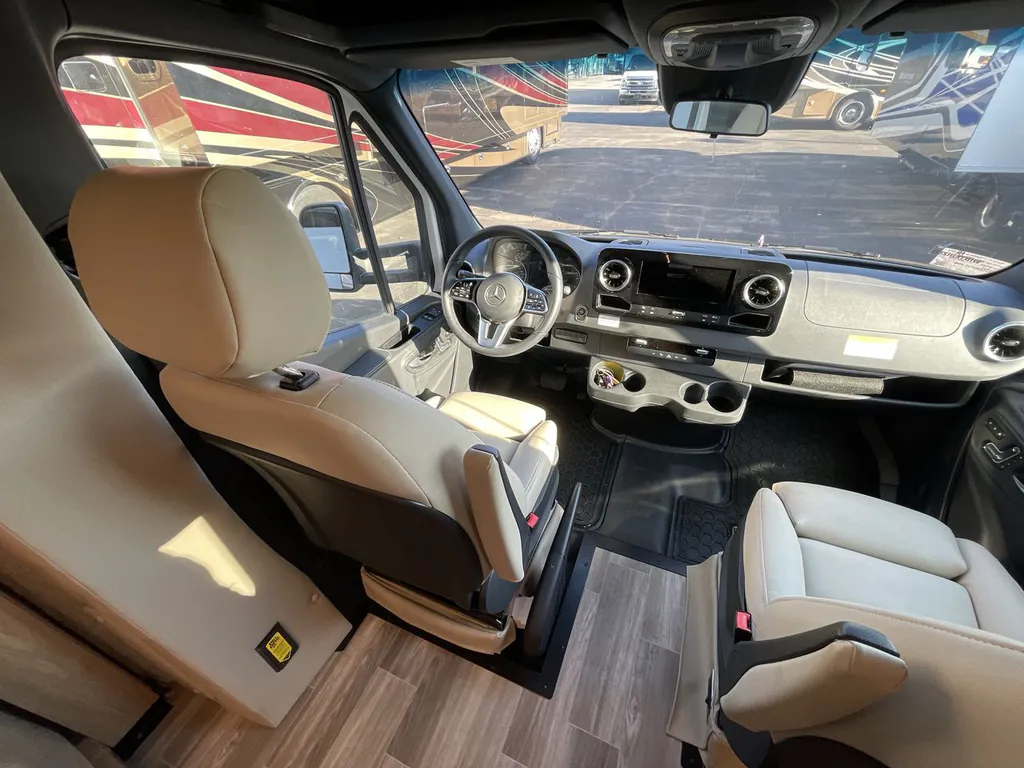 2026 Tiffin Wayfarer 25 XRW, Photos photo 33