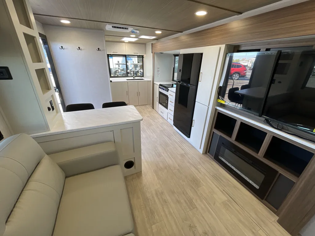 2026 Forest River Vibe Extreme Lite 2500CK, Photos photo 3