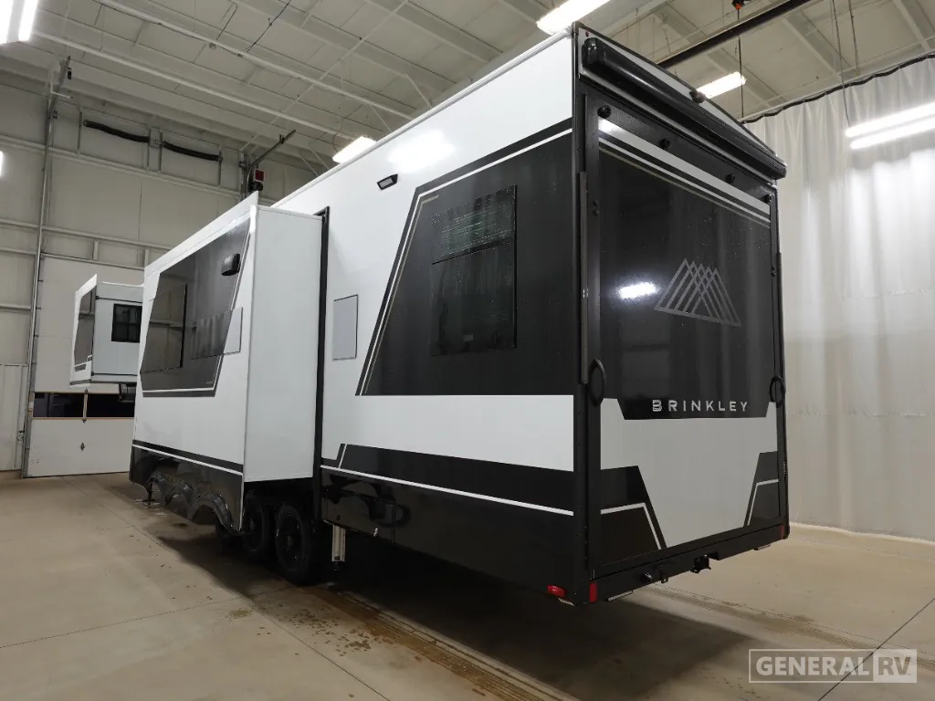 2025 Brinkley Model G 3250, Photos photo 4