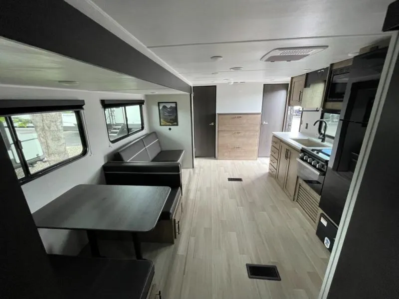 2027 Keystone Springdale 2880BRS - Photo 4