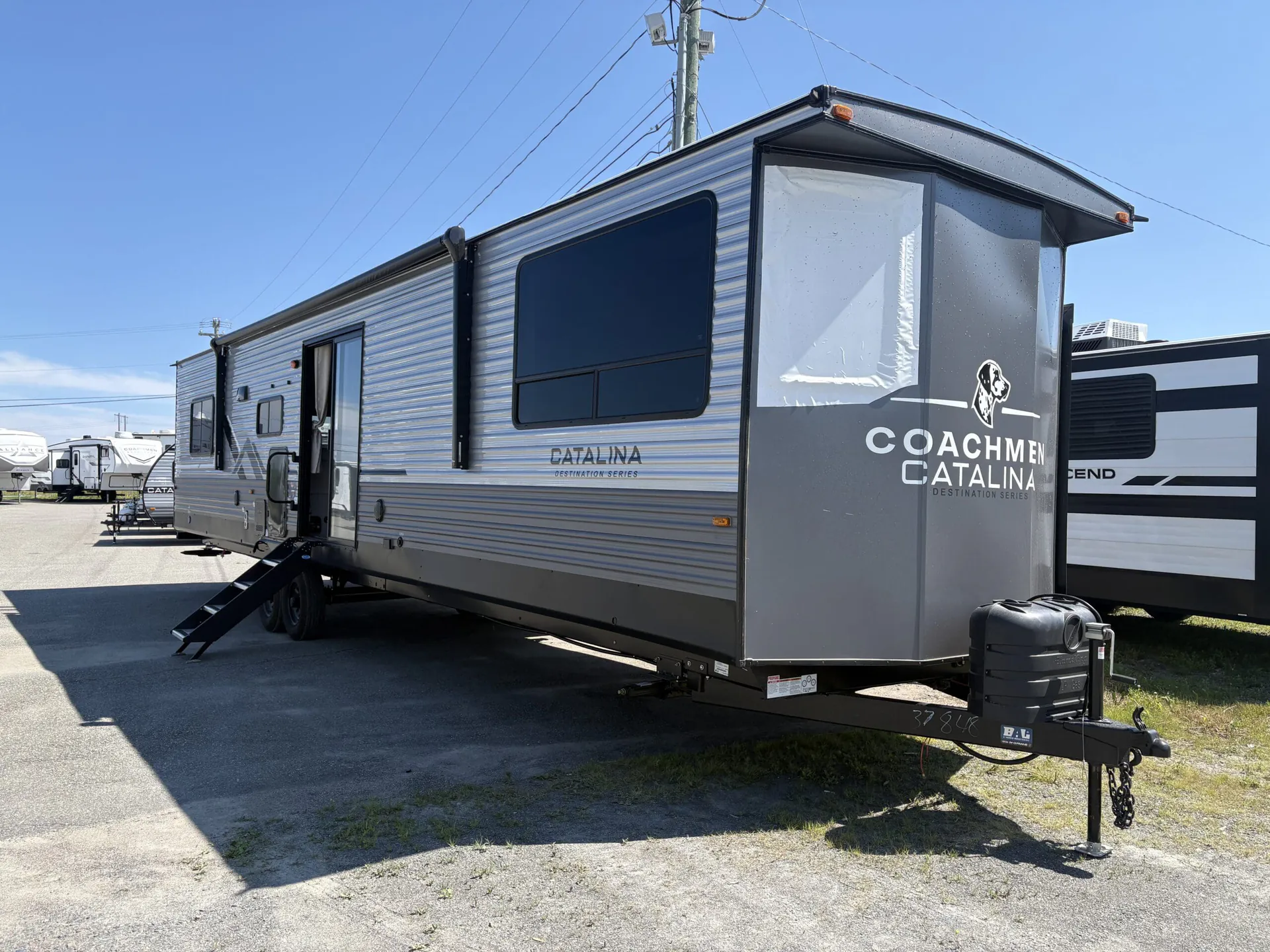 2027 Coachmen Catalina 40BHTS - Photo 3