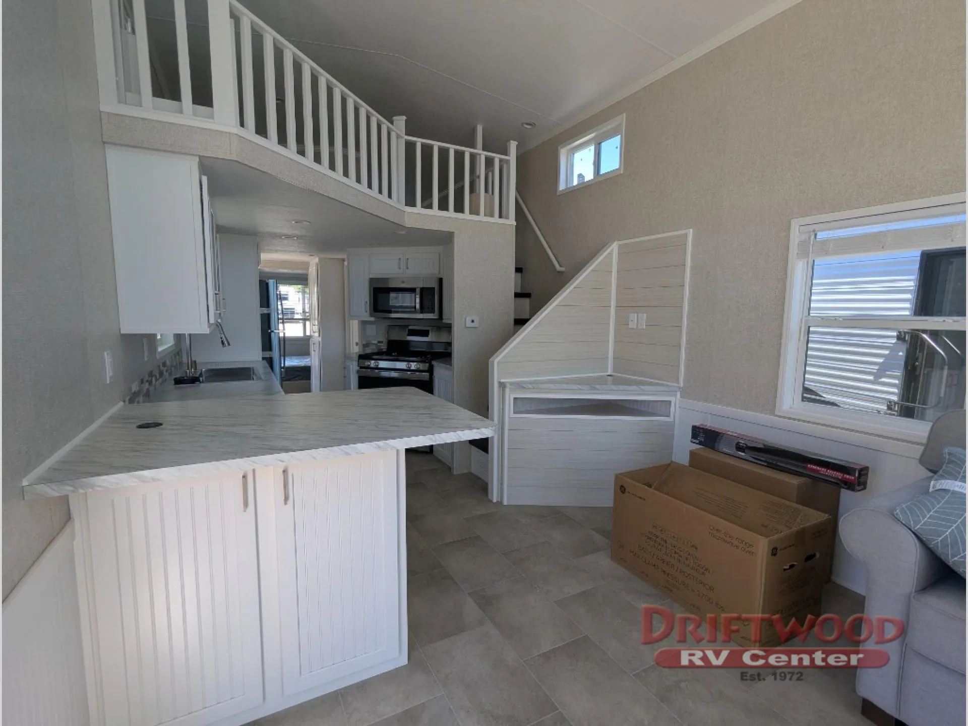 2027 Canterbury RV Parkvue P38-SSL - Photo 3
