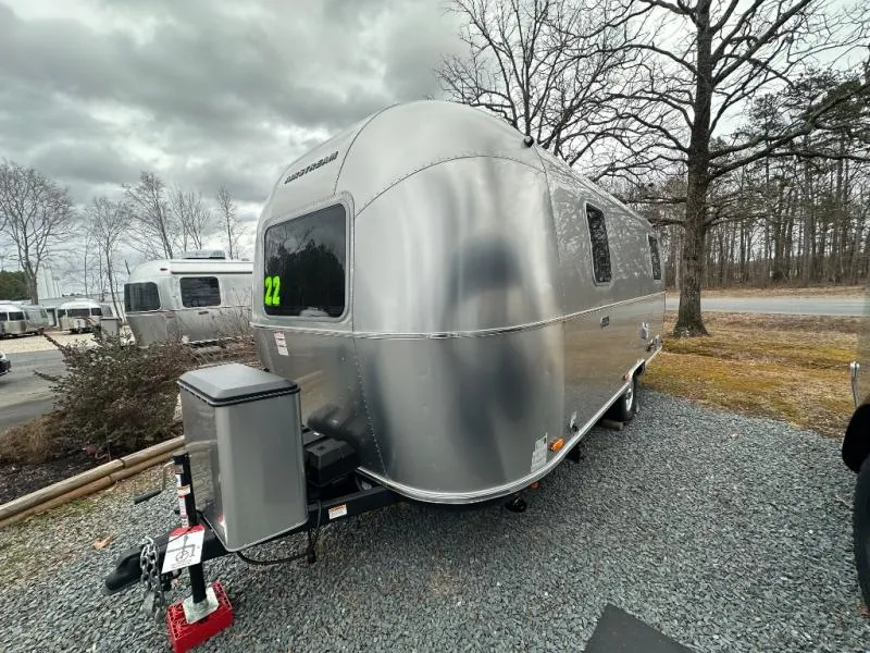 2026 Airstream World Traveler 22RB - Photo 3