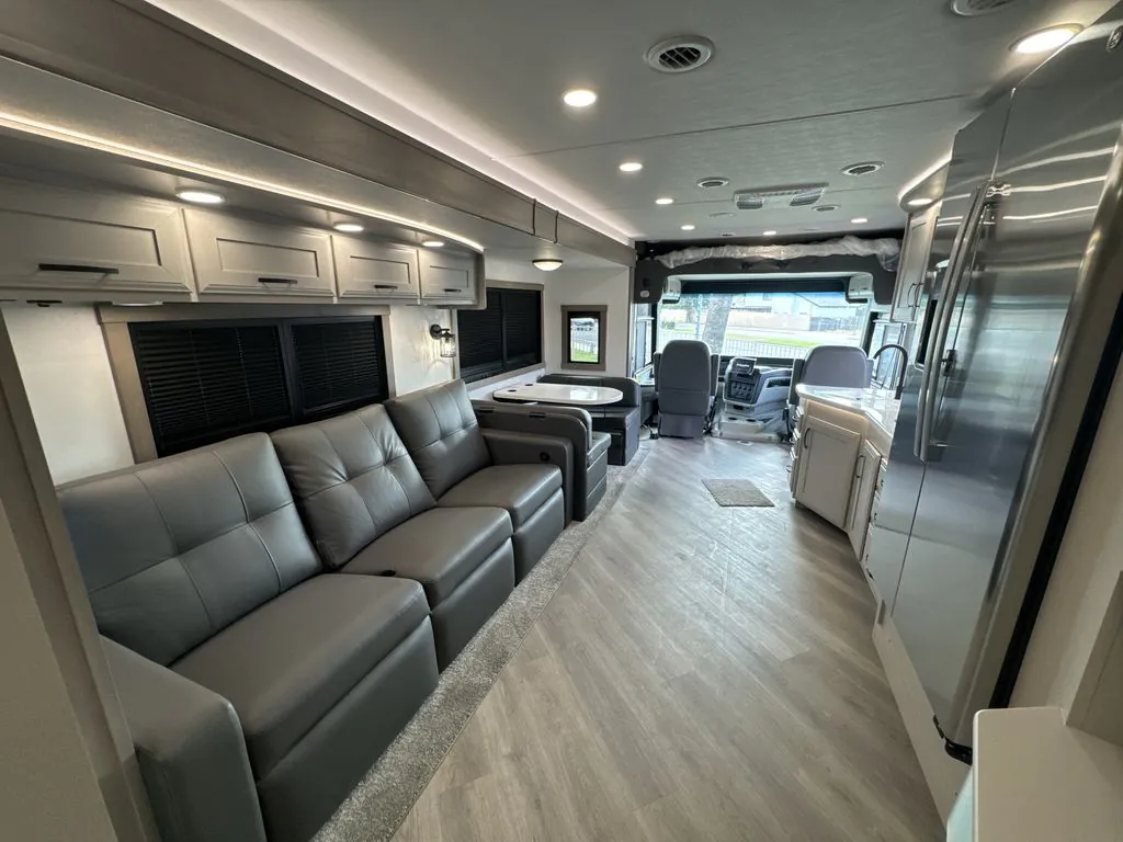 2027 Entegra Coach Emblem 36U, Photos photo 14