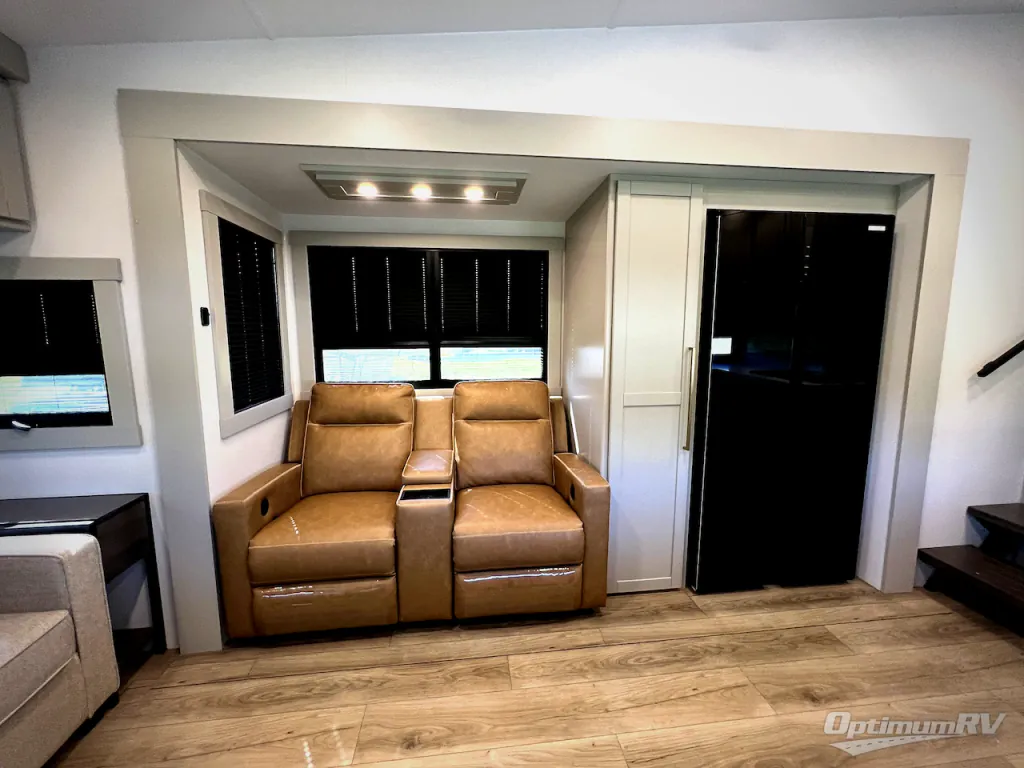 2025 Brinkley Model Z 2670, Photos photo 7