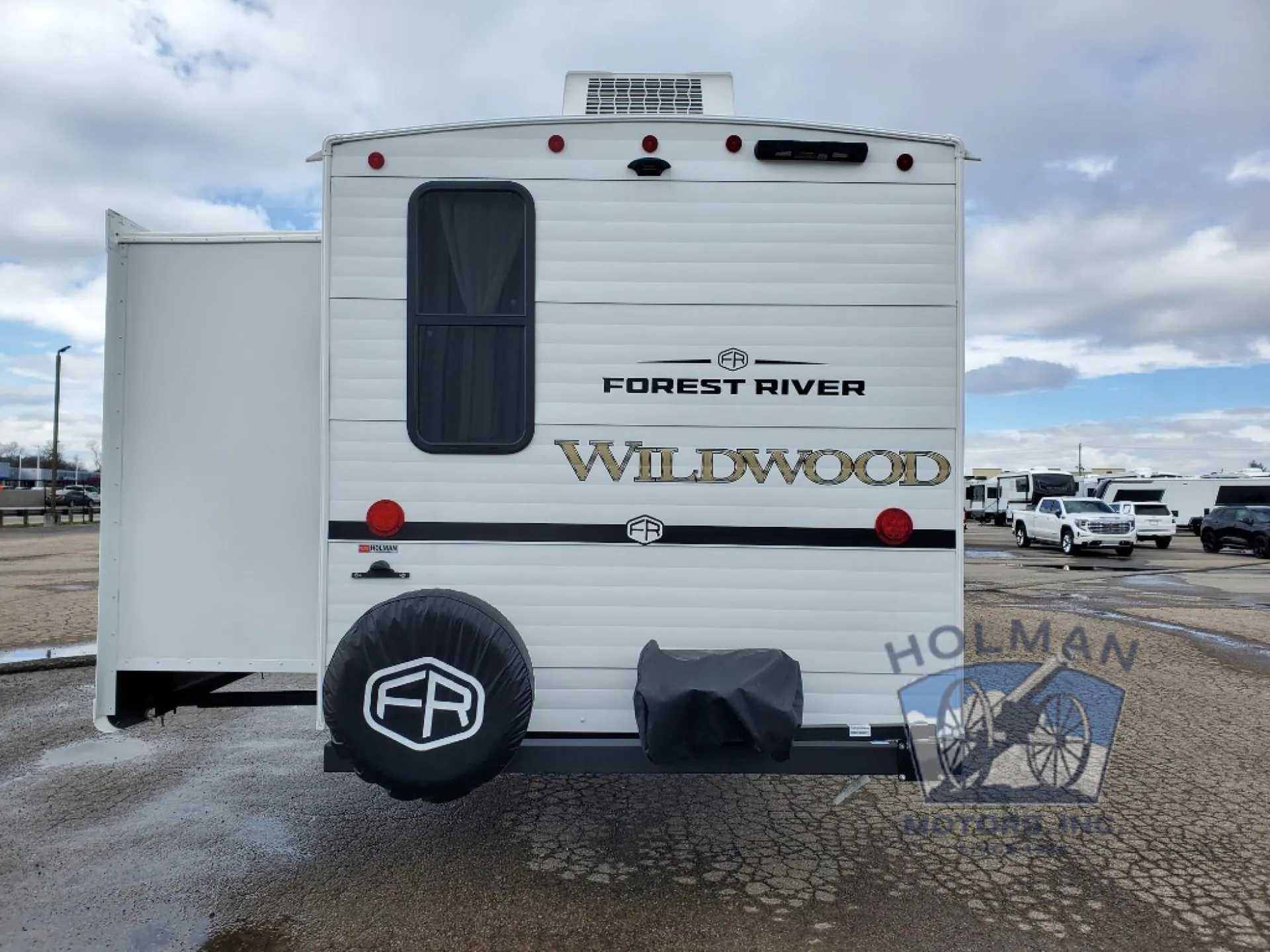 2026 Forest River Wildwood 32BHDS — Photo 7