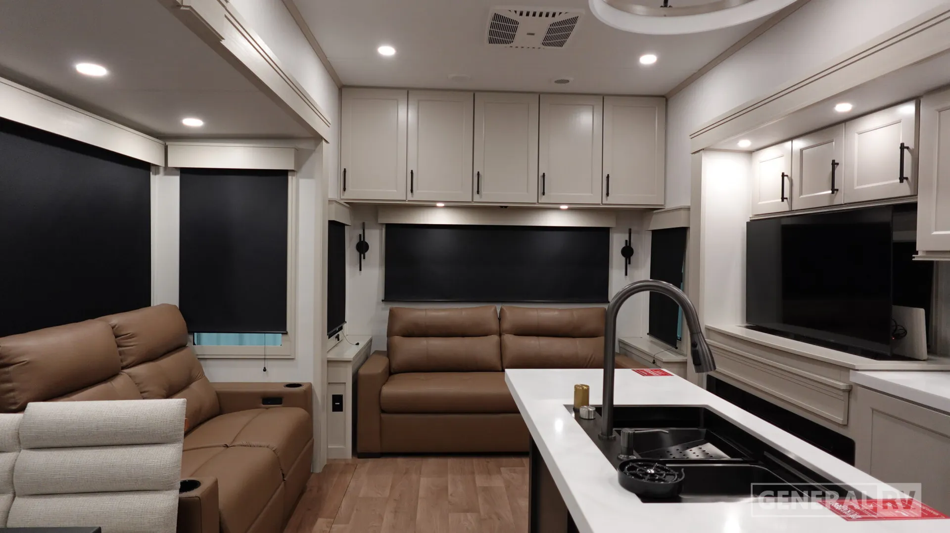 2026 Grand Design Solitude 310GK - Photo 3