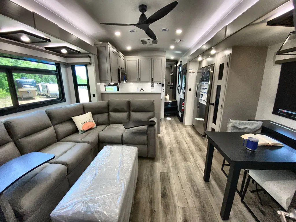 2026 Jayco North Point 395DSDB, Photos photo 40