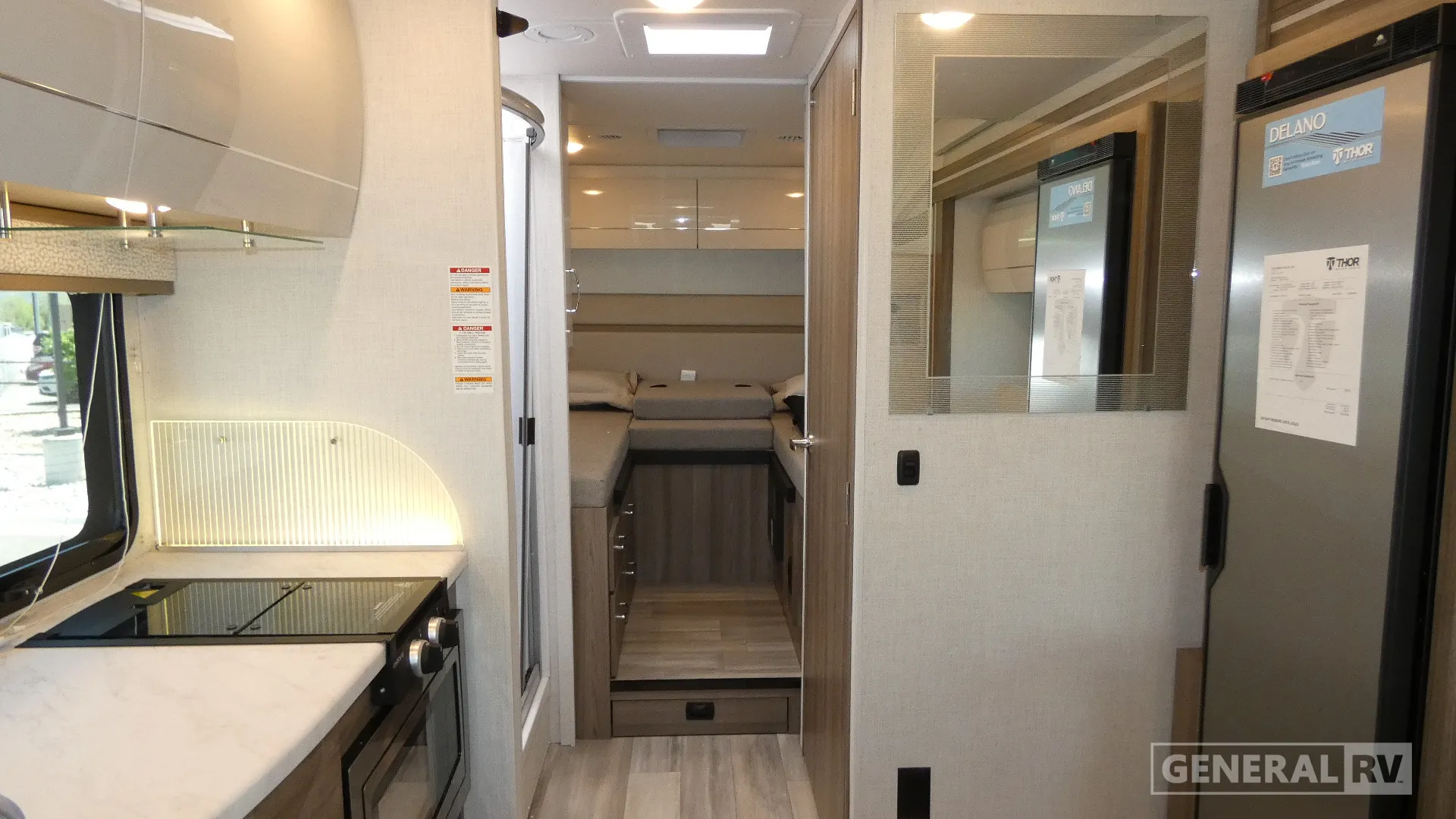 2026 Thor Motor Coach Delano 24XL - Photo 3