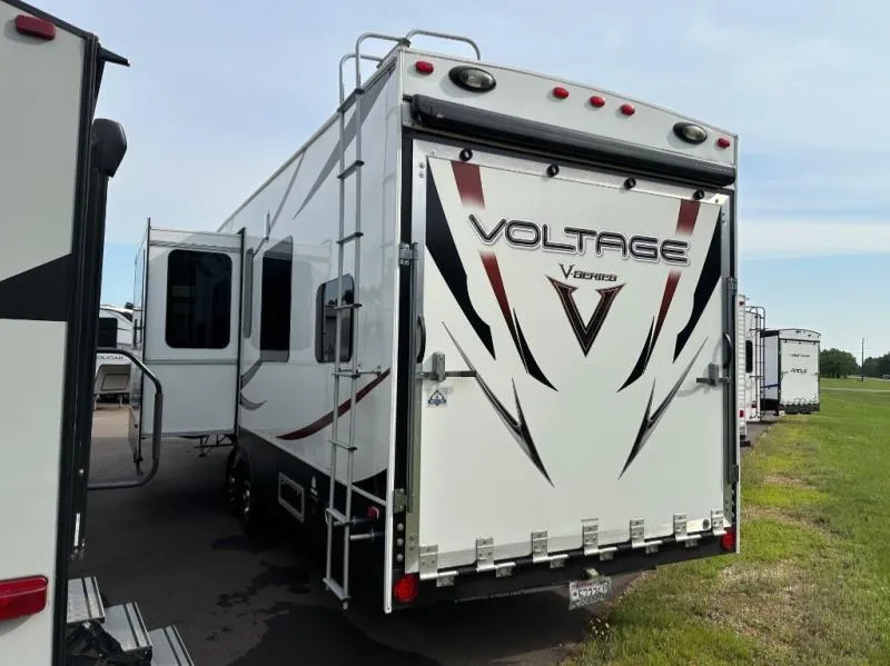 2013 Dutchmen RV Voltage Used    V3305 V-Series - Photo 4