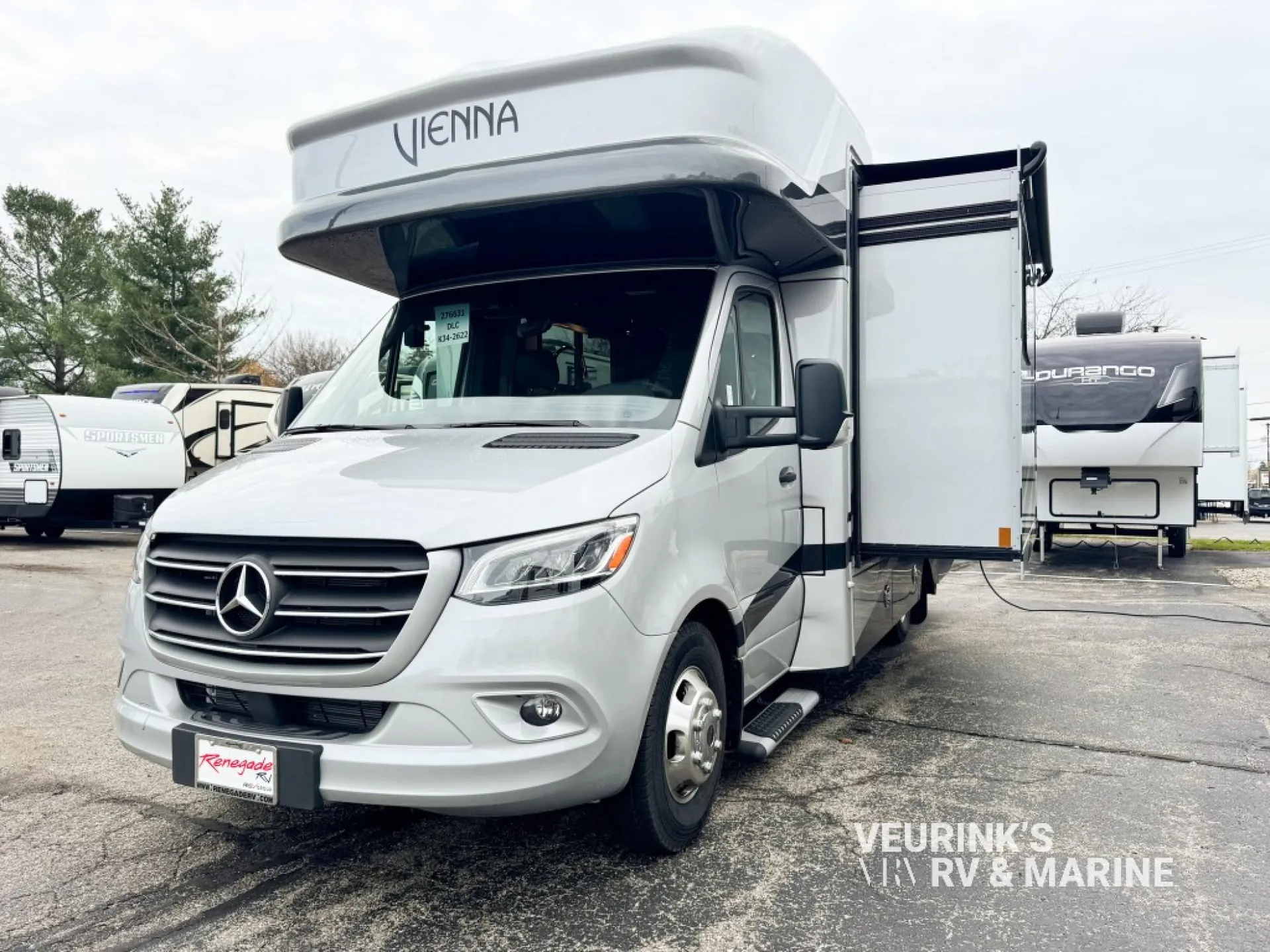 2025 Renegade RV Vienna 25DLC - Photo 3