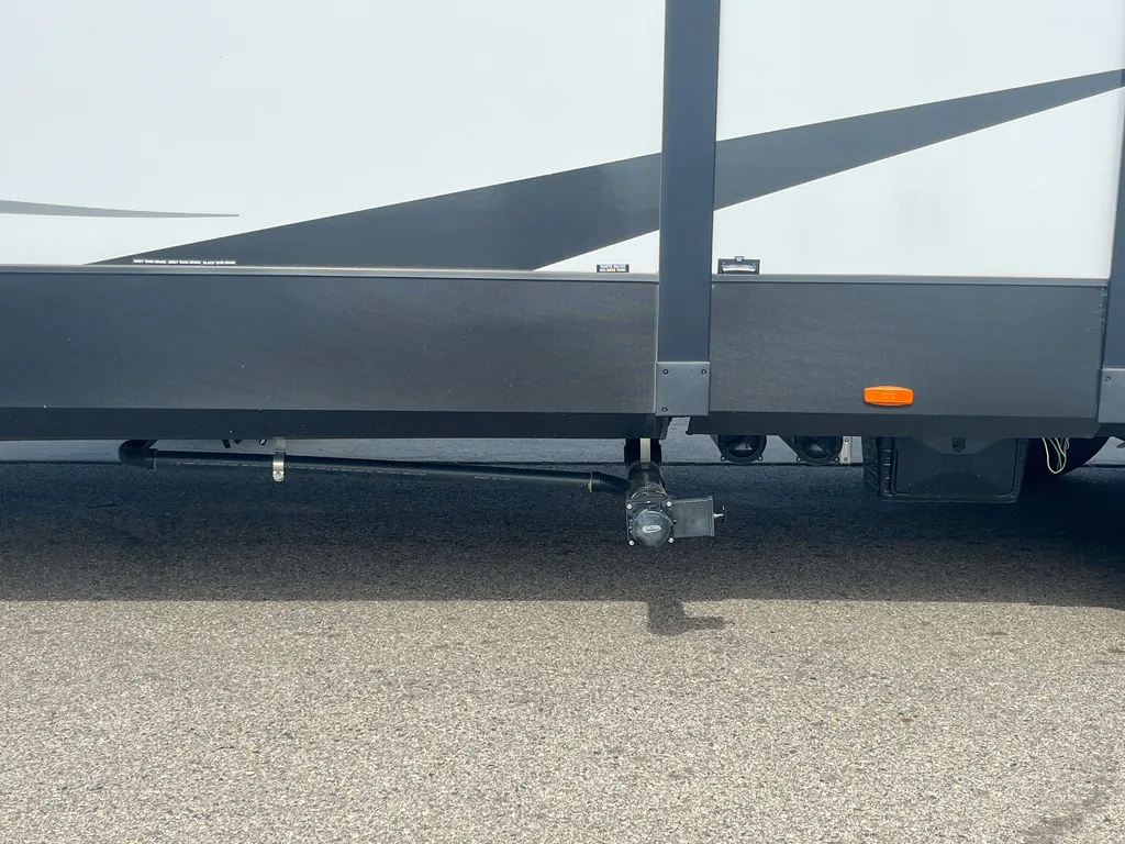 2022 Forest River Xlr Hyper Lite 3310, Photos photo 10