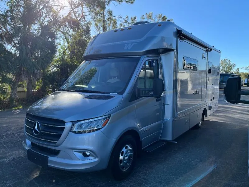 2025 Winnebago Navion 24T - Photo 4