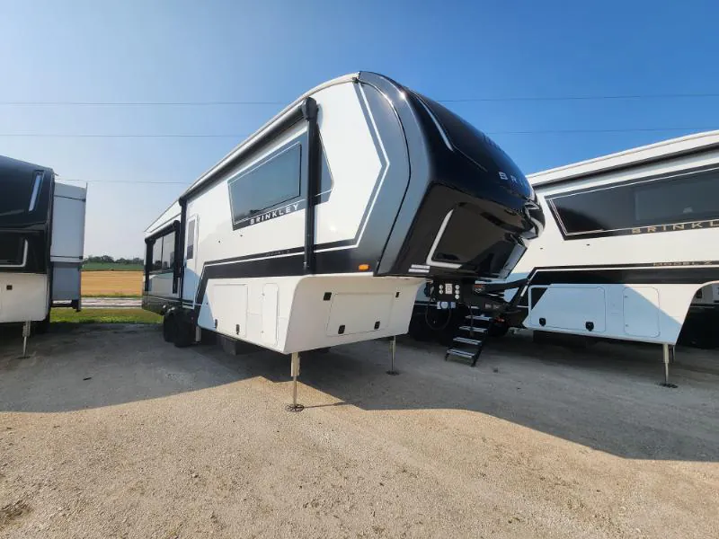 2025 Brinkley Model Z 3300, Photos photo 62